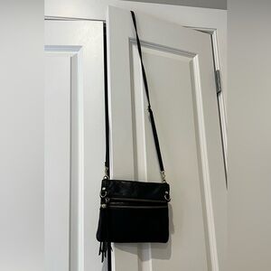 Black crossbody leather bag